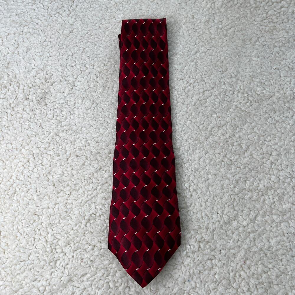 Ruffini Red Pattern Tie